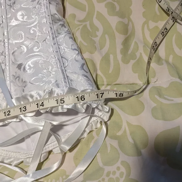 Adore Me White Ruffle Bustier - Picture 4 of 9